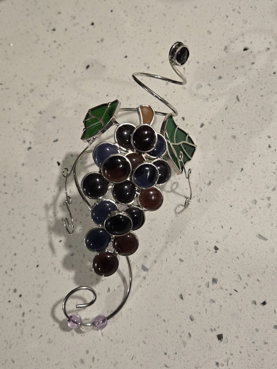Other - Stained Glass and Wire Grape Bunch Wine Bottle Topper